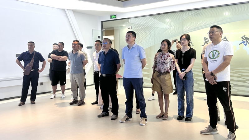 衢州市發(fā)改委黨委委員、對口辦副主任陳齊禮到浙江農(nóng)合考察消費幫扶工作